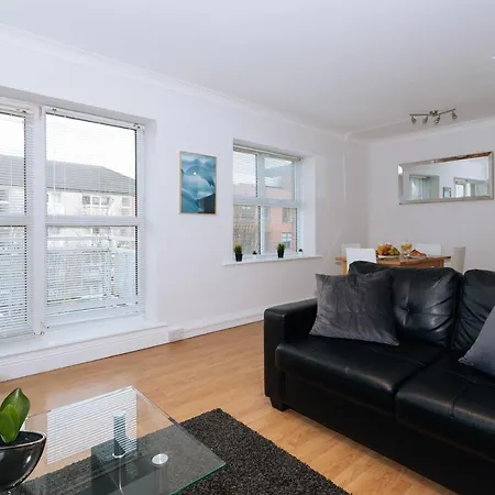 Apartment Grand Canal Dock Central Private Dublin
