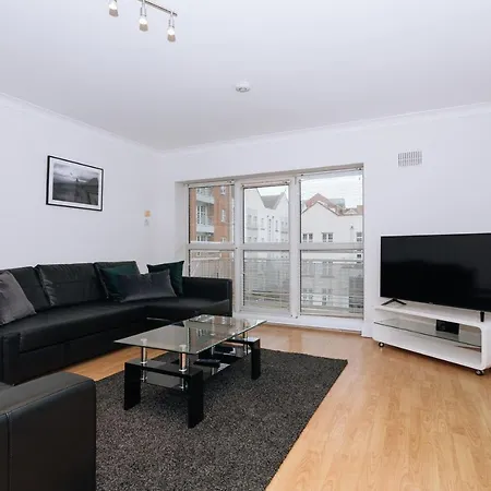 Apartment Grand Canal Dock Central Private